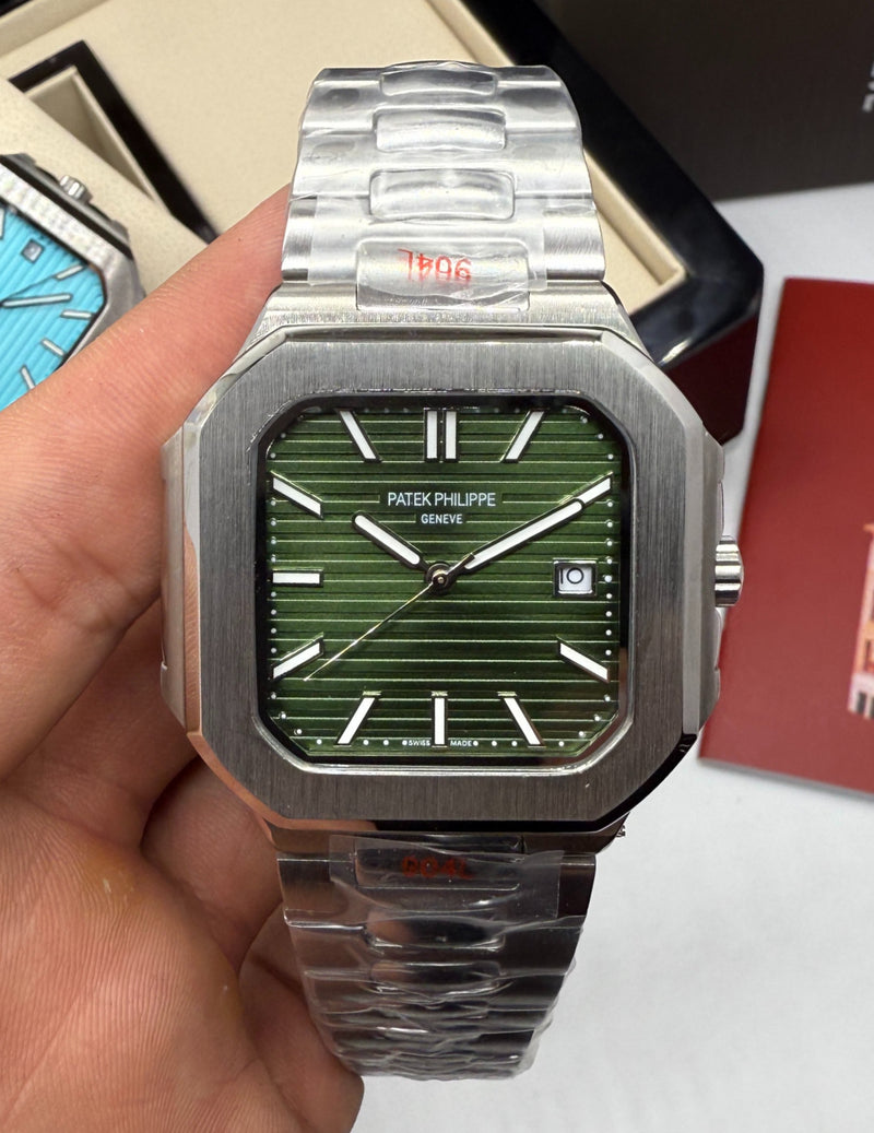 Patek Philippe Cubitus 40mm, Mostrador Verde, Pulseira Aço