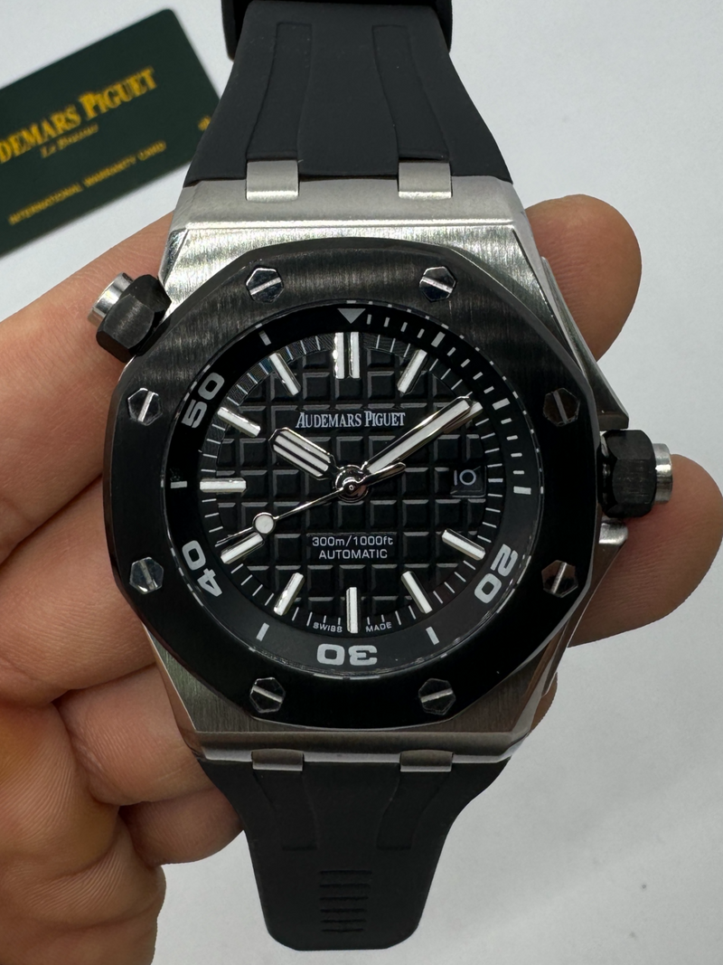 Audemars Piguet Offshore Royal Oak Diver 42mm, Mostrador Preto