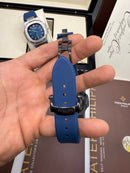 Patek Philippe Nautilus 39mm, Mostrador Azul, Pulseira Borracha