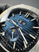 Patek Philippe Nautilus 39mm, Mostrador Azul, Pulseira Aço