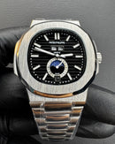 Patek Philippe Nautilus 39mm, Mostrador Preto, Pulseira Aço