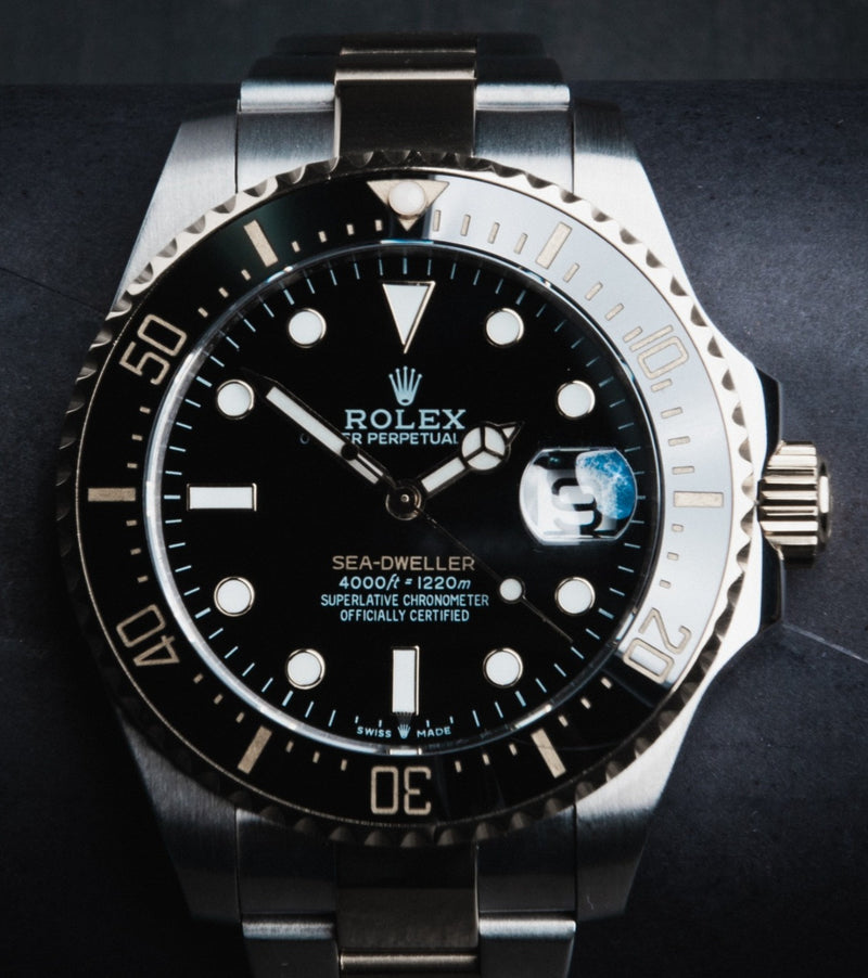 Rolex Sea-Dweller 43mm Aço/Dourado Mostrador Preto Luneta Preta