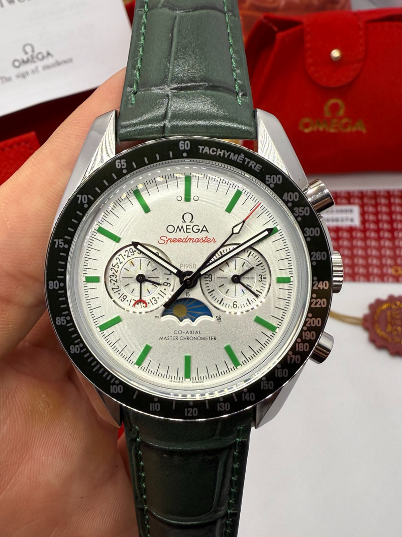 Omega Speedmaster Dark Side of the Moon 43mm Aço