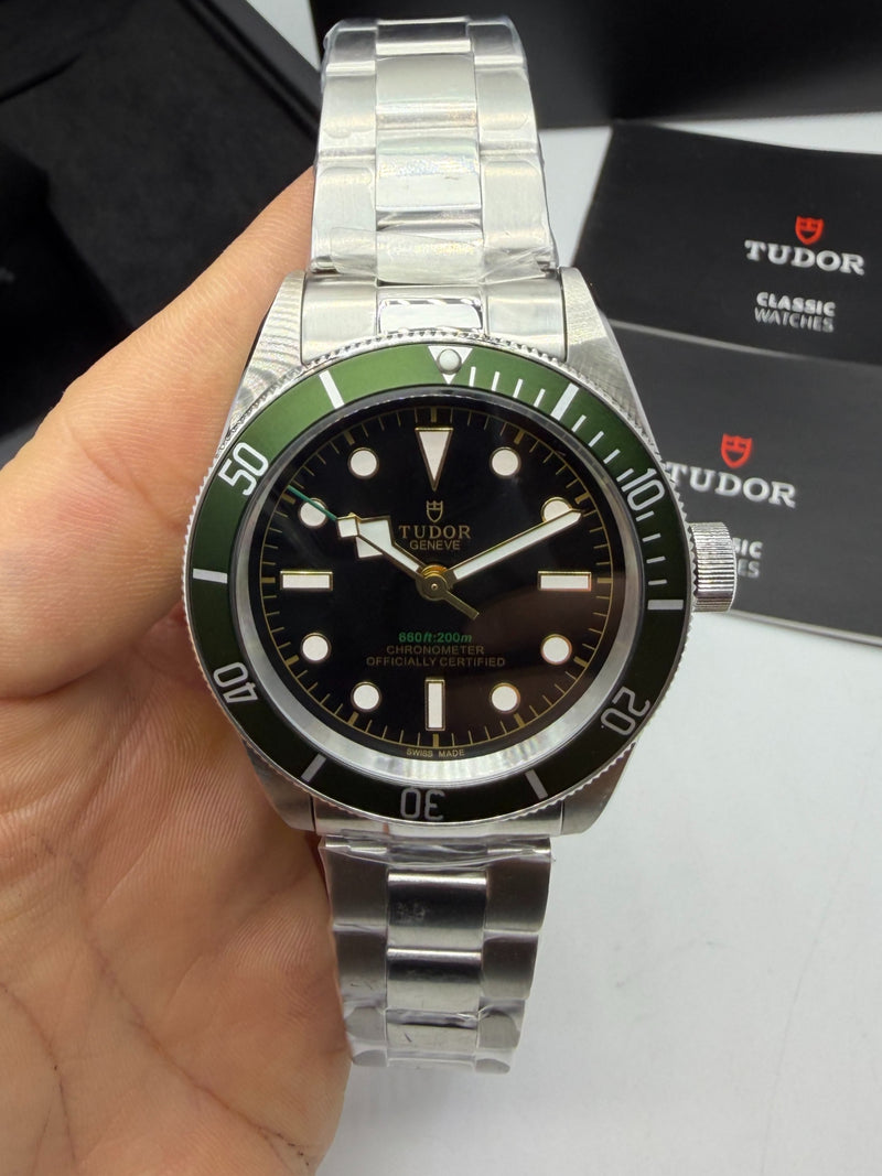 Tudor Black Bay 43mm Aço - Mostrador Preto