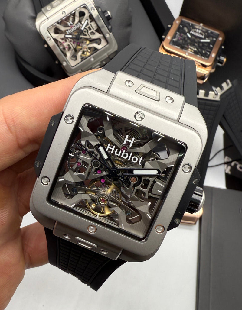 Hublot Square Bang Turbilhão Aço/OxSilver 45mm, Mostrador Cinza Esqueleto
