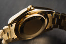 Rolex Day-Date 40mm Dourado, Mostrador Preto Luneta Canelada
