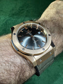 Hublot Classic Fusion 45mm Aço Rosê Mostrador Cinza Puls. Couro com Borracha