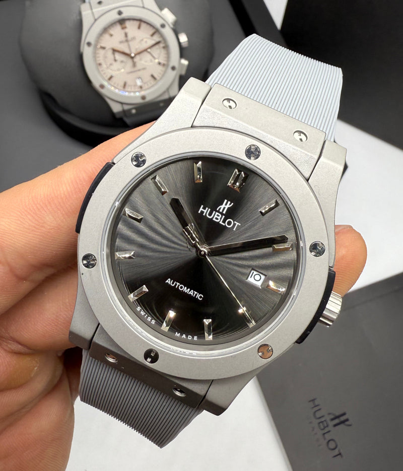Hublot Classic Fusion 45mm Aço/OxSilver, Mostrador Cinza