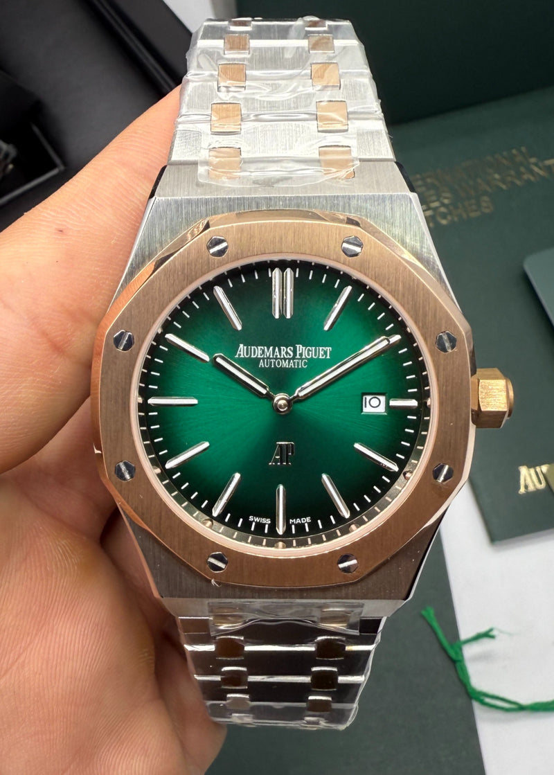 Audemars Piguet Royal Oak Aço/Rose 39mm Mostrador Verde Bezel