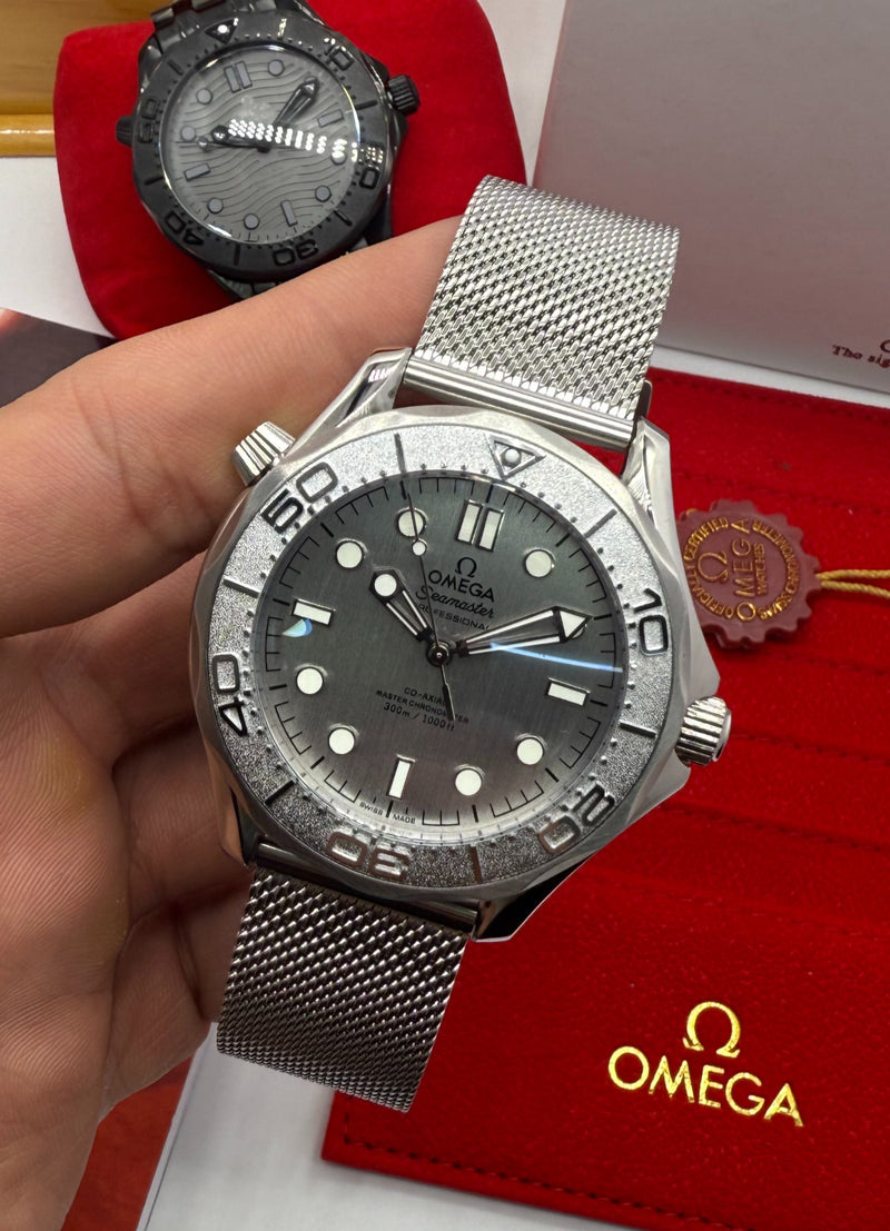 Omega Seamaster Co-Axial 40mm Mostrador Cinza