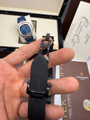 Patek Philippe Nautilus 39mm, Mostrador Preto, Pulseira Borracha