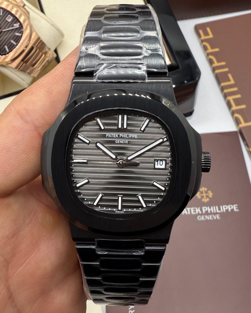 Patek Philippe Nautilus 39mm Aço/OxBlack, Mostrador Cinza