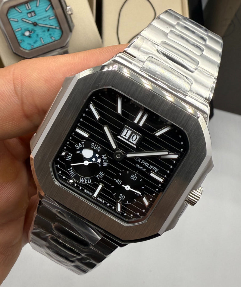 Patek Philippe Cubitus Fases da Lua 42mm, Mostrador Preto