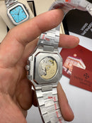 Patek Philippe Cubitus 40mm, Mostrador Preto, Pulseira Aço