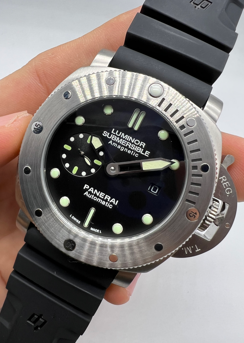 Panerai Luminor Submersible 47mm Aço Mostrador Preto