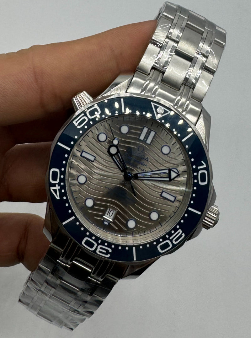 Omega Seamaster Co-Axial 40mm Mostrador Prata