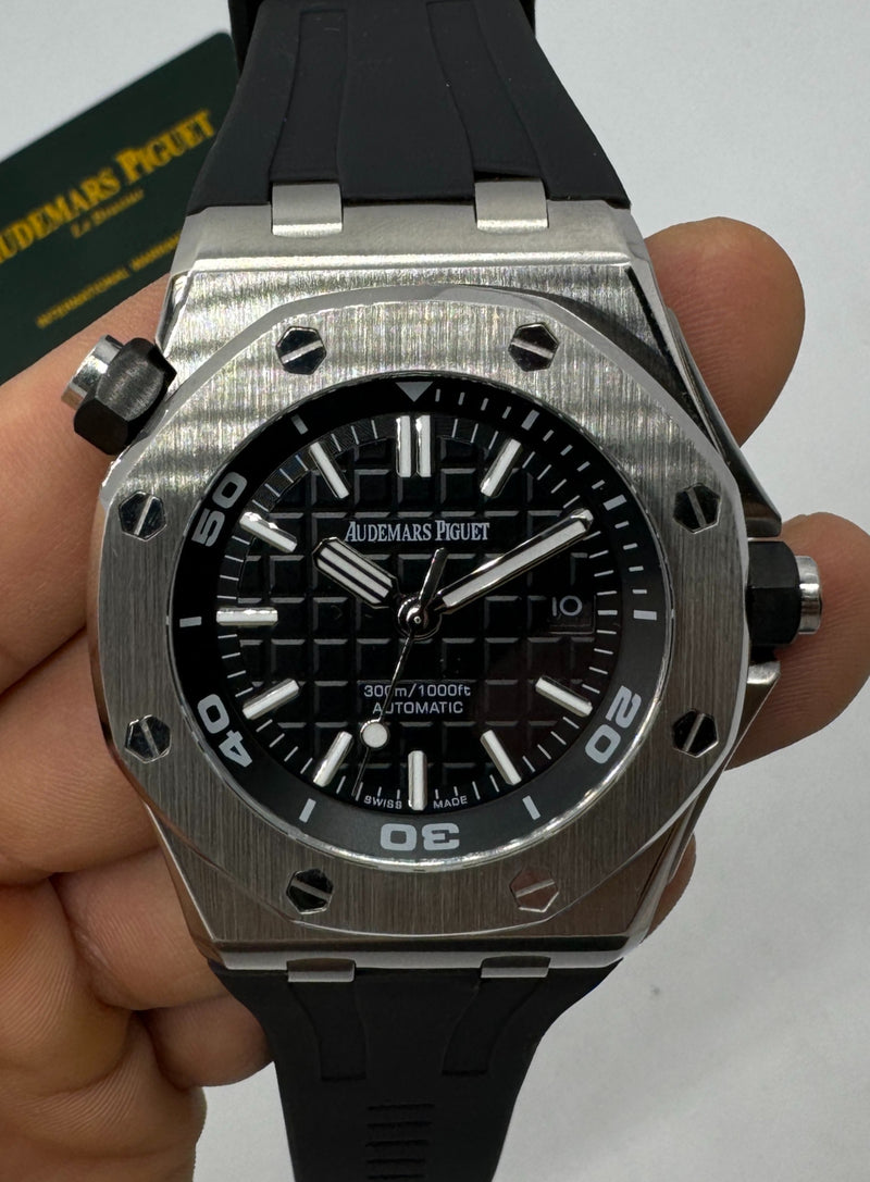 Audemars Piguet Offshore Royal Oak Diver 42mm, Mostrador Preto