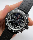 Breitling ENDURANCE PRO Aço 44mm - OxiBlack - Mostrador Preto
