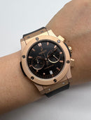 Hublot Classic Chrono 45mm Rosé Mostrador Preto Pulseira Borracha