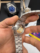 Vacheron Constantin Overseas Aço 40mm, Mostrador Prata