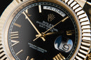 Rolex Day-Date 40mm Dourado, Mostrador Preto Luneta Canelada