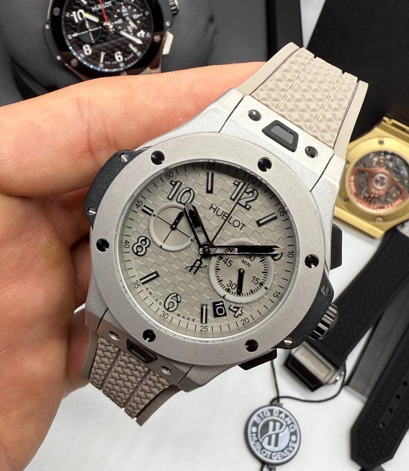 Hublot Big Bang 20th Anniversary King Aço/OxSilver 43mm, Mostrador Cinza