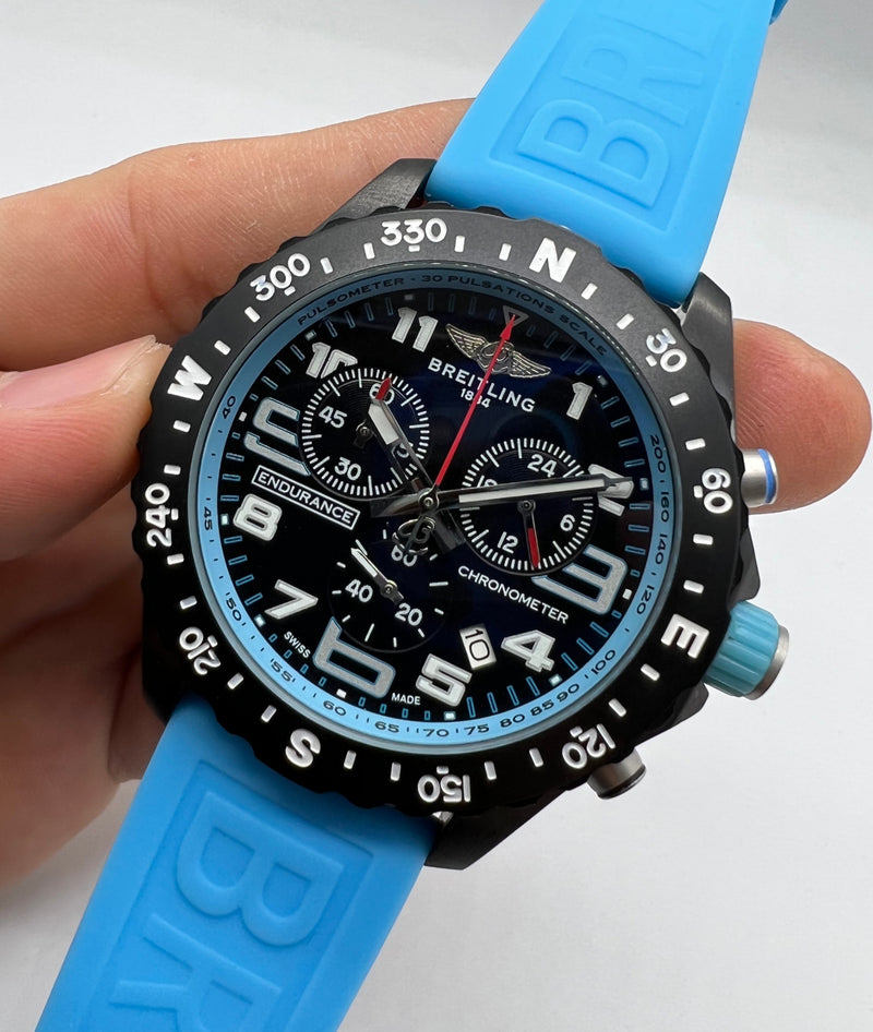 Breitling ENDURANCE PRO Aço 44mm - OxiBlack - Mostrador Preto