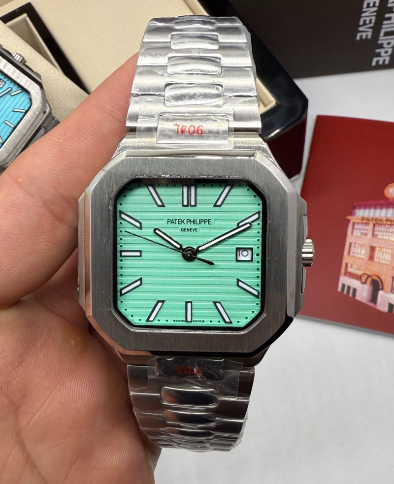 Patek Philippe Cubitus 40mm, Mostrador Verde, Pulseira Aço