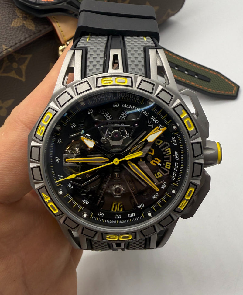 Roger Dubuis Excalibur Spider Flyback Chronograph 45mm - Aço