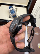 Patek Philippe Nautilus 39mm, Mostrador Preto, Pulseira Borracha