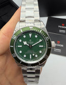 Tudor Black Bay 43mm Aço - Mostrador Verde