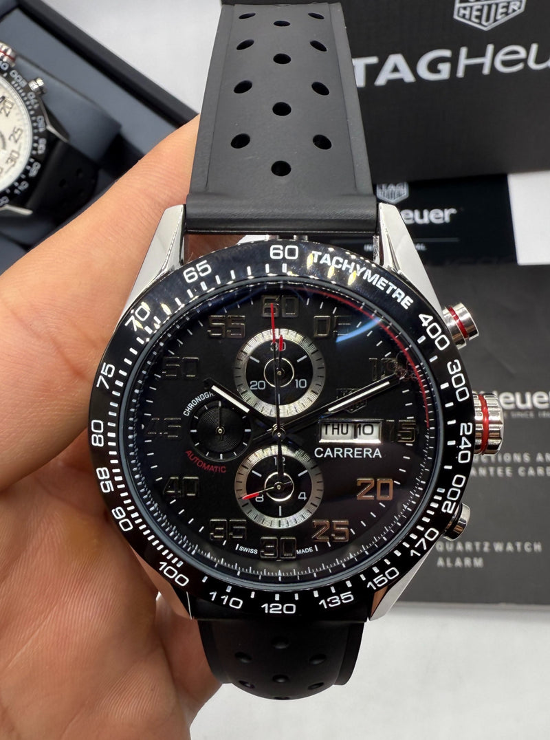 TAG Heuer Carrera, Chronograph Eletrônico, 44 mm, Aço - Puls. Borracha