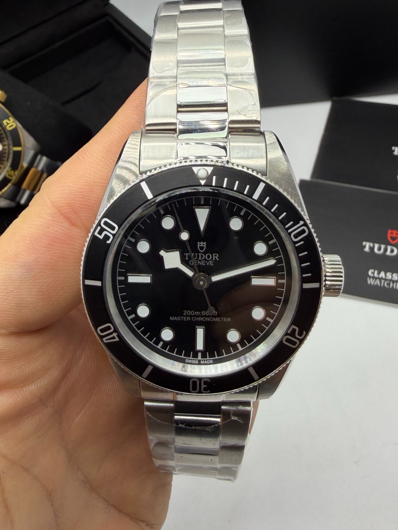 Tudor Black Bay 43mm Aço - Mostrador Preto