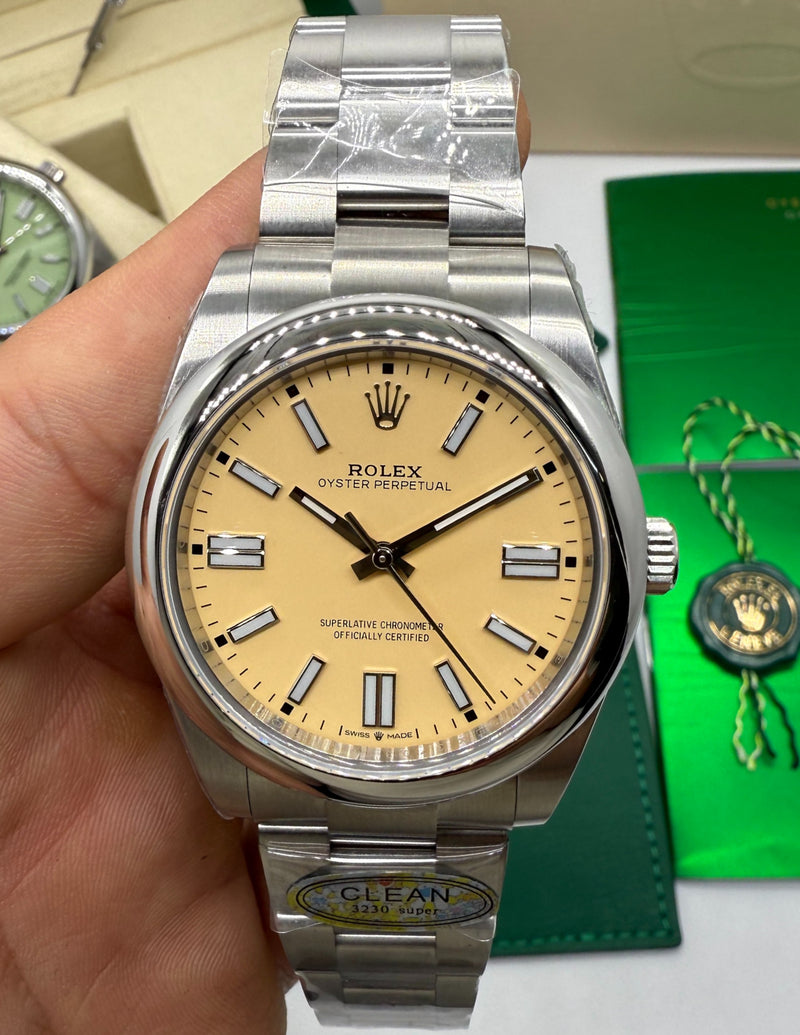 Rolex Oyster Perpetual Oystersteel 41mm, Mostrador Amarelo - CLONE