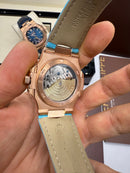 Patek Philippe Nautilus 39mm, Aço/Rose Mostrador Tiffany, Pulseira Couro