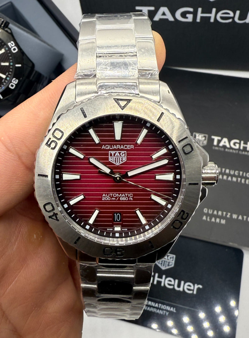 TAG Heuer Aquarecer 300, 43mm, Aço, Mostrador Vermelho