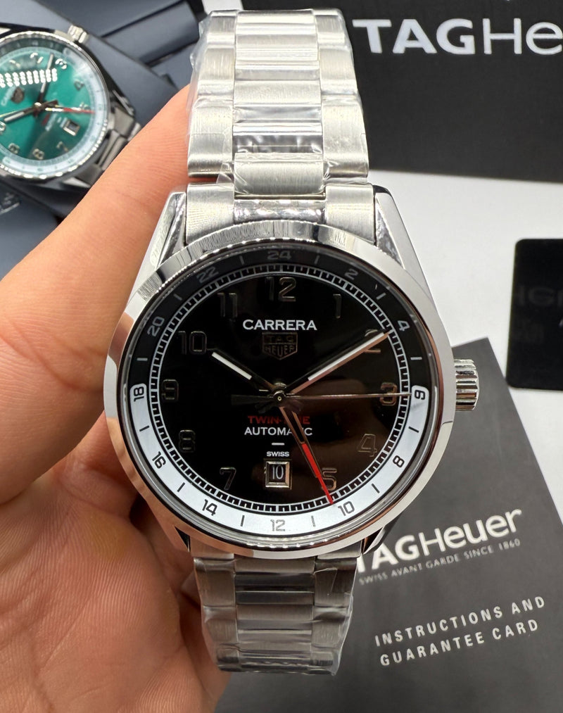 TAG Heuer Carrera Date Twin-Time Aço - 41mm - Mostrador Preto