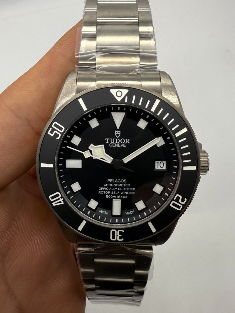 Tudor Pelagos Titânio 42mm, Mostrador Preto - CLONE