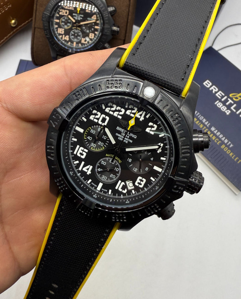 Breitling Super Avenger Aço 46mm Night Mission