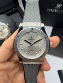 Hublot Classic Fusion 45mm Aço, Mostrador Cinza - Pulseira Borracha com Nylon