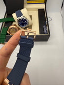 Vacheron Constantin Overseas Aço/Rose 40mm, Mostrador Azul