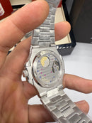 Patek Philippe Nautilus Fases da Lua 40mm, Aço - TIFANNY
