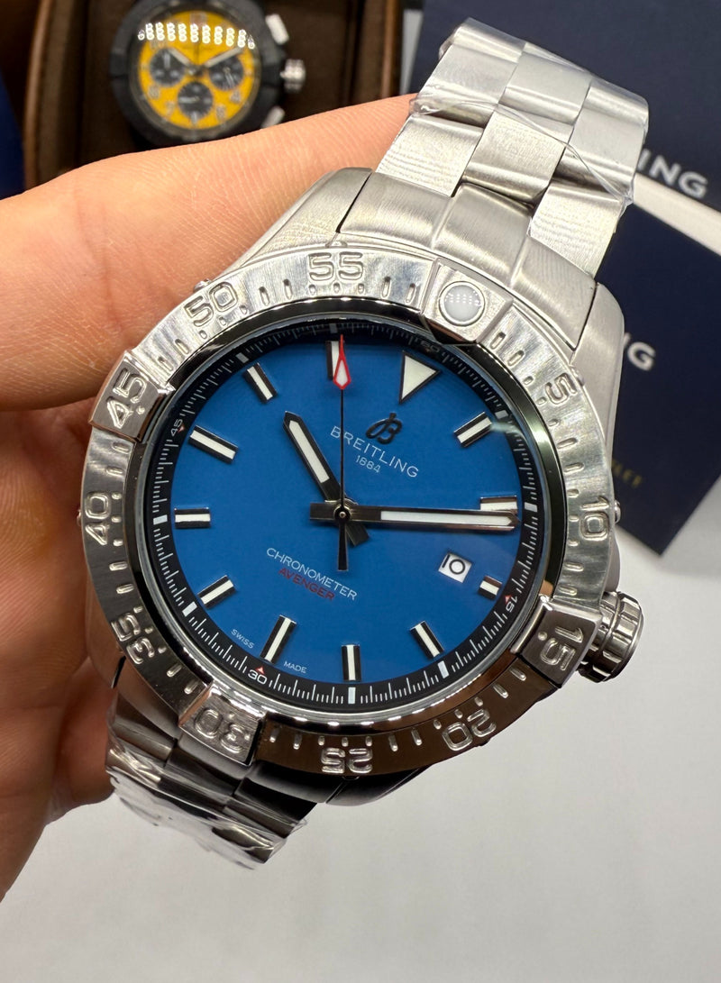 Breitling Avenger Aço 44mm Night Mission