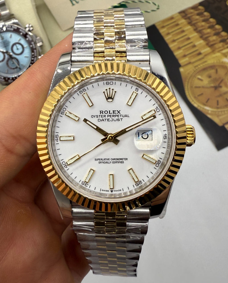 Rolex Datejust 41mm - Aço/Ouro* - Mostrador Branco - Pulseira Jubilee - CLONE