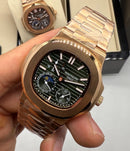 Patek Philippe Nautilus Fases da Lua 40mm, Aço/Rose, Mostrador Verde