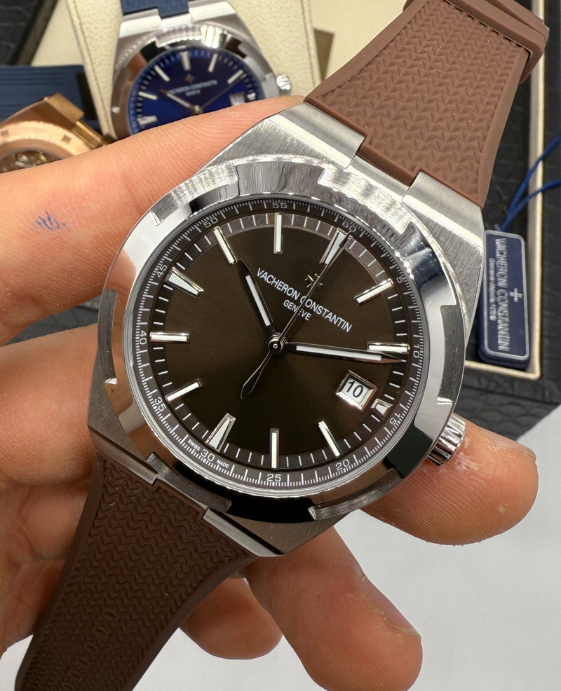 Vacheron Constantin Overseas Aço 40mm, Mostrador Marrom