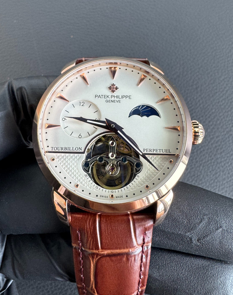 Patek Phillippe Turbilhão 42mm Aço Rosê Mostrador Branco, Pulseira Couro