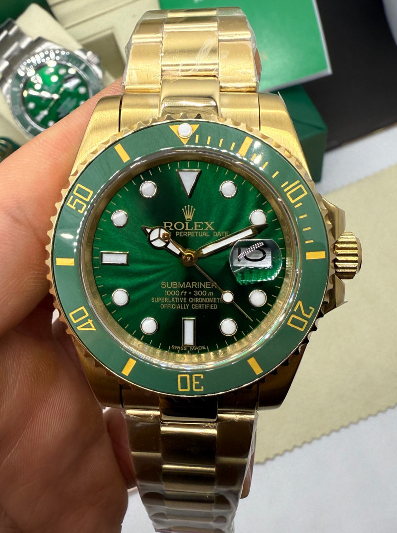 Rolex Submariner Date Hulk 40mm Mostrador Verde, Aço/Dourado