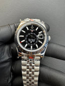 Rolex Sky-Dweller - 42mm Aço - Mostrador Preto - Pulseira Jubilee