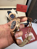Patek Philippe Nautilus Fases da Lua 40mm, Aço/Rose, Mostrador Marrom